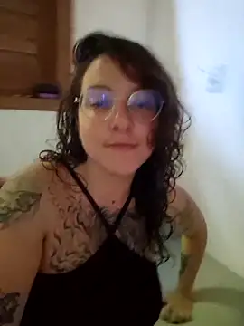 Blue Liz online show from 02/01/26, 05:55