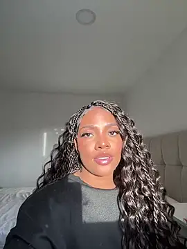 Snapshot of CarolinaSommerr chatting on 03/19/26, 10:25 CarolinaSommerr online show from 03/19/26, 10:25