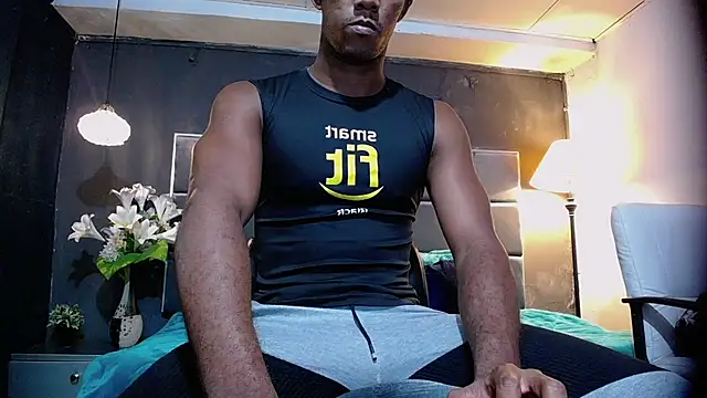 Snapshot of blackbignude chatting on 11/15/25, 01:36 blackbignude online show from 11/15/25, 01:36