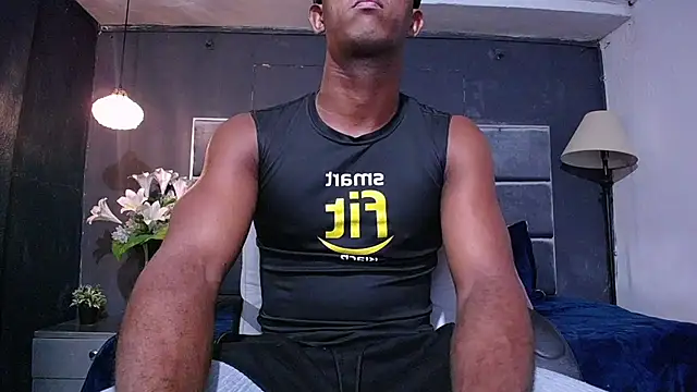 Snapshot of blackbignude chatting on 11/27/25, 01:18 blackbignude online show from 11/27/25, 01:18