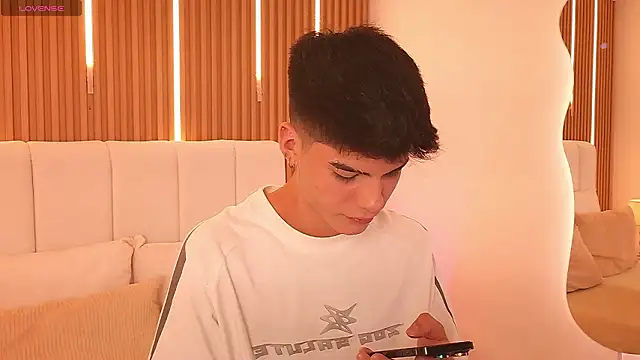 Dulcey  online show from 03/15/26, 04:51