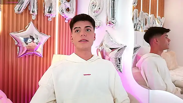 Dulcey  online show from 03/23/26, 06:28