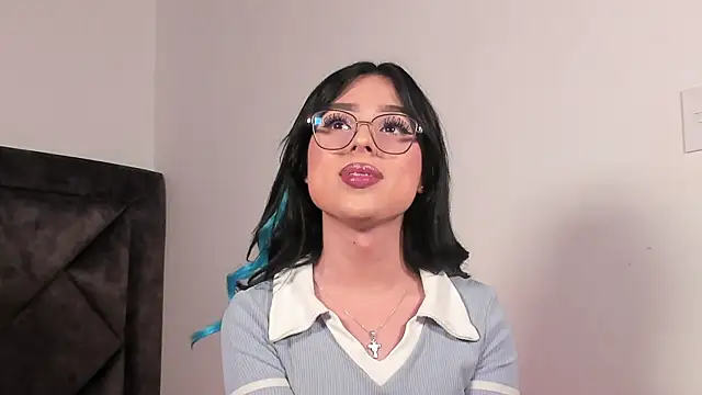 Snapshot of SamanthaRivas_ chatting on 10/11/25, 03:06 SamanthaRivas online show from 10/11/25, 03:06