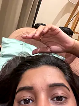 desitease online show from 12/18/25, 08:15