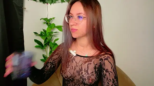 EvaBllake online show from 04/15/26, 05:14