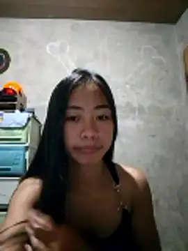 SweetMissPinay18 online show from 05/20/26, 07:20