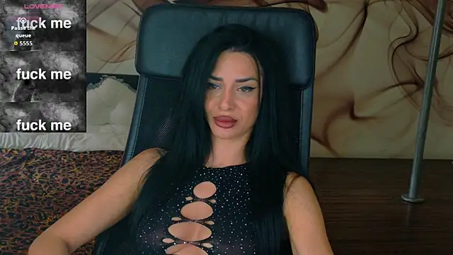 NaomiScarlet online show from 11/05/25, 09:53