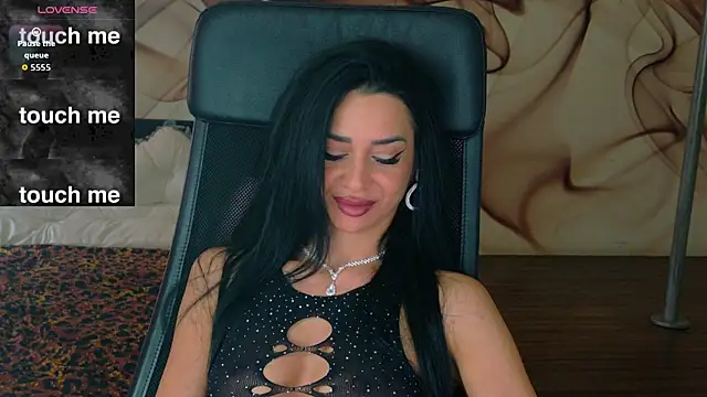 NaomiScarlet online show from 11/13/25, 10:14