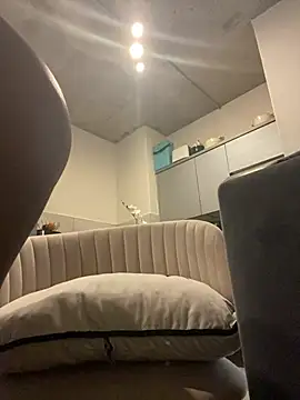 prettydollyy online show from 04/22/26, 10:28