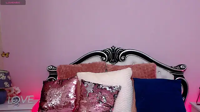 SweetySasha18 online show from 05/28/26, 05:21