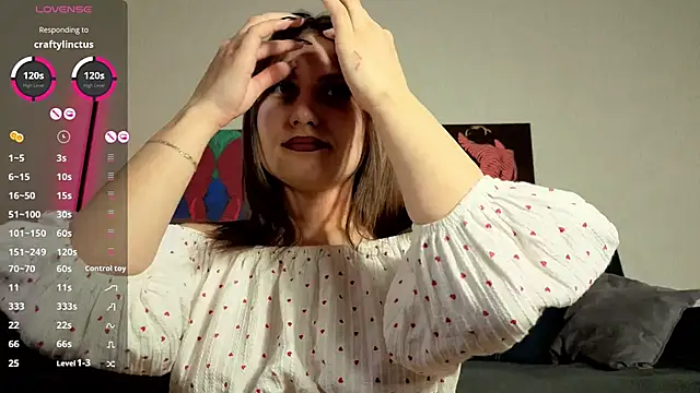 TrixiBell online show from 03/21/26, 08:19