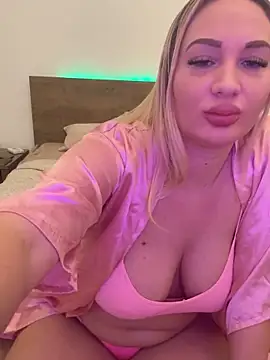 NellyExtraa online show from 11/06/25, 01:01