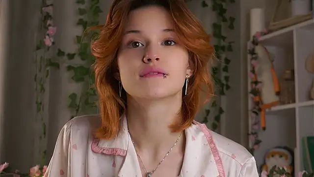 BlytheBenny online show from 11/11/25, 12:32