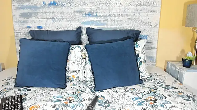 Jess555 online show from 11/26/25, 08:48