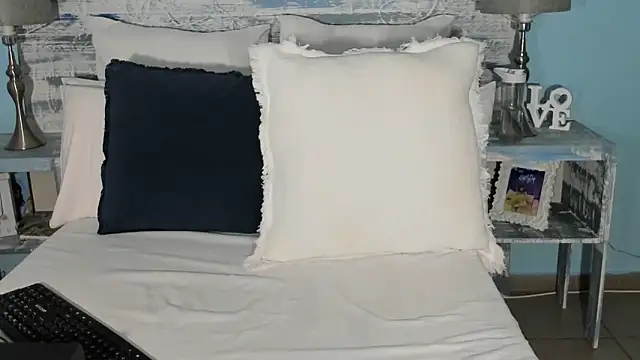 Jess555 online show from 02/08/26, 02:53