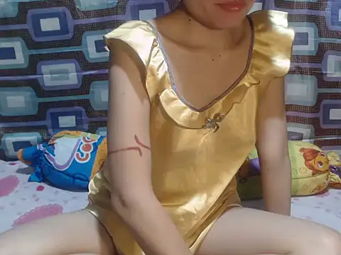 UrKitty lover18 online show from 04/19/26, 12:15