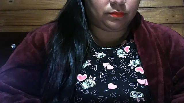 Snapshot of MARRENTINHA34 chatting on 06/23/26, 01:31 MARRENTINHA34 online show from 06/23/26, 01:31