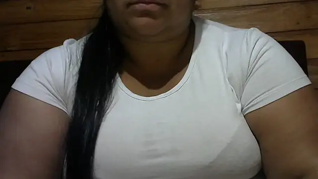 Snapshot of MARRENTINHA34 chatting on 07/01/26, 03:34 MARRENTINHA34 online show from 07/01/26, 03:34