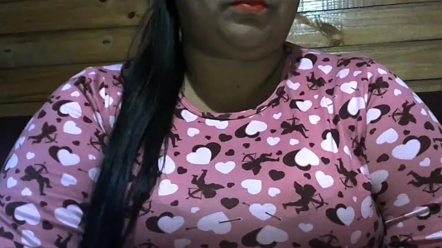 Snapshot of MARRENTINHA34 chatting on 07/08/26, 01:04 MARRENTINHA34 online show from 07/08/26, 01:04