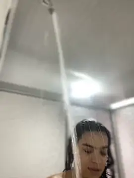 JuanitaMore01 online show from 12/21/25, 08:27