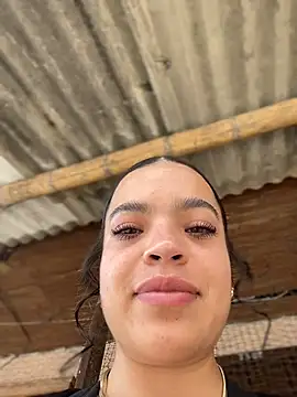 JuanitaMore01 online show from 02/09/26, 07:29