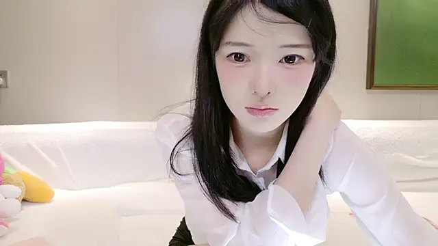 Snapshot of EnEn_xiaobao chatting on 04/27/26, 01:09 EnEn xiaobao online show from 04/27/26, 01:09