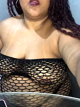 melcarioca1111 online show from 10/29/25, 02:47