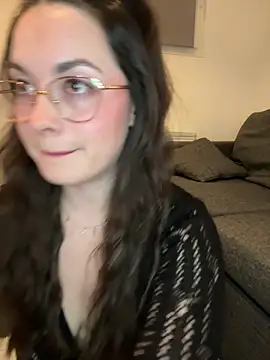 liloush   online show from 03/22/26, 09:40