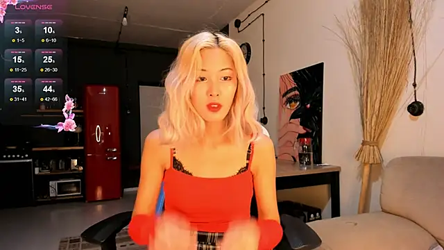 Snapshot of Korean_blink chatting on 10/08/25, 05:10 Korean blink online show from 10/08/25, 05:10