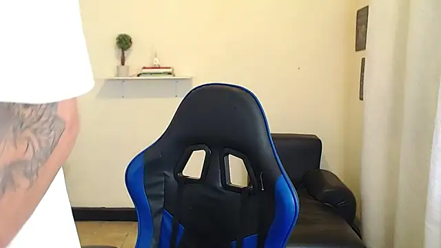 setthomas online show from 12/04/25, 09:01