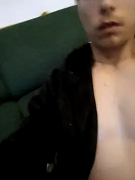 Snapshot of cameron334 chatting on 09/23/25, 05:10 cameron334 online show from 09/23/25, 05:10