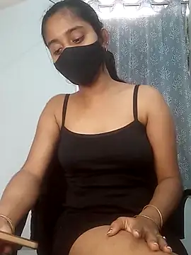 shrutee12 online show from 12/17/25, 07:03