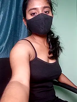 shrutee12 online show from 04/19/26, 06:10