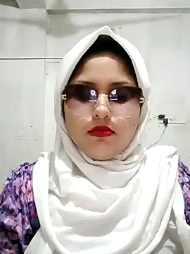 Nusrat-N online show from 04/07/26, 11:04