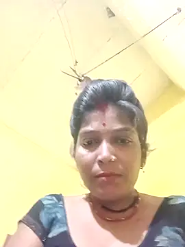 Snapshot of Samiya-143 chatting on 10/07/25, 04:15 Samiya-143 online show from 10/07/25, 04:15