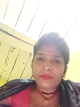 Snapshot of Samiya-143 chatting on 10/13/25, 02:39 Samiya-143 online show from 10/13/25, 02:39