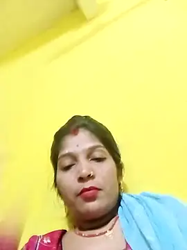 Snapshot of Samiya-143 chatting on 10/15/25, 03:23 Samiya-143 online show from 10/15/25, 03:23