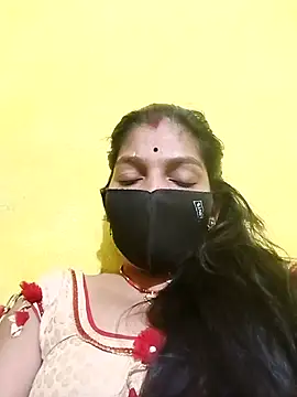 Snapshot of Samiya-143 chatting on 02/18/26, 03:41 Samiya-143 online show from 02/18/26, 03:41