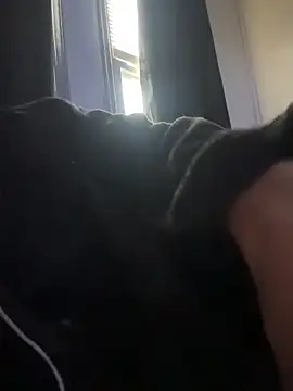 makeyoucum1716 online show from 11/12/25, 01:33