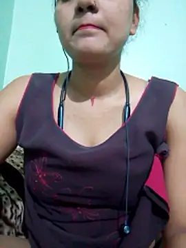 Kavya-Tiwari online show from 06/28/26, 05:41