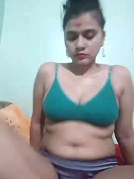 Kavya-Tiwari online show from 06/30/26, 07:26