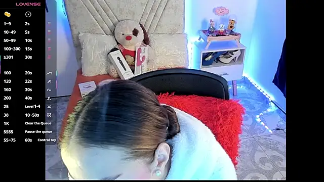Mia Victoria22 online show from 07/17/26, 04:34