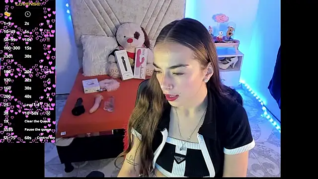 Mia Victoria22 online show from 07/30/26, 02:32