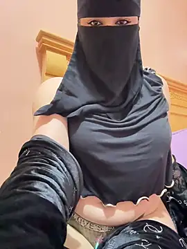  Laiali  online show from 02/02/26, 03:44