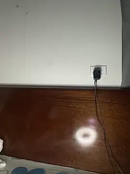 Meowyeuk6 online show from 09/25/25, 04:27