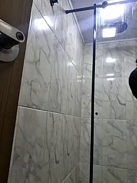 istthalexa online show from 10/13/25, 01:44