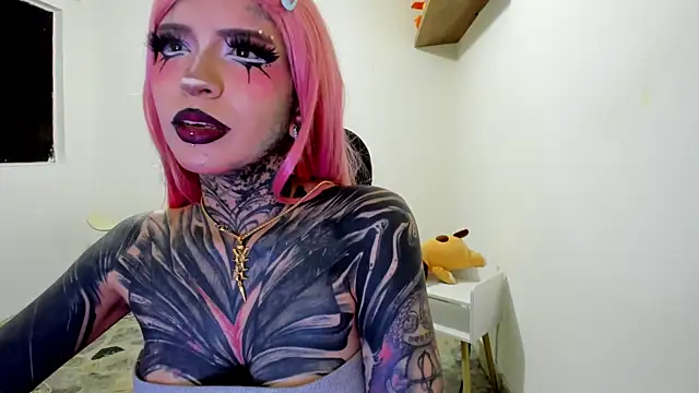 Snapshot of Nickidoll66- chatting on 05/26/26, 03:46 Nickidoll66- online show from 05/26/26, 03:46