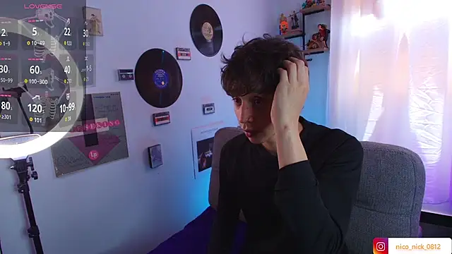 Snapshot of Nick_Bangover_ chatting on 09/29/25, 05:18 Nick Bangover online show from 09/29/25, 05:18