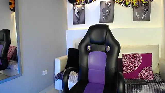 AdrianRinaldi online show from 10/14/25, 08:09