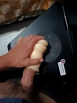 santiidamm online show from 11/18/25, 06:18